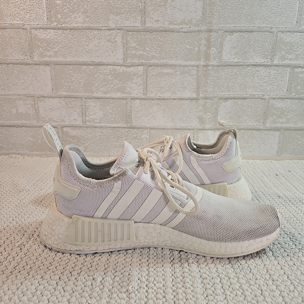 Adidas Originals NMD R1 Prime Blue Women’s White Shoes Size 9 GX8313 - Picture 8 of 13